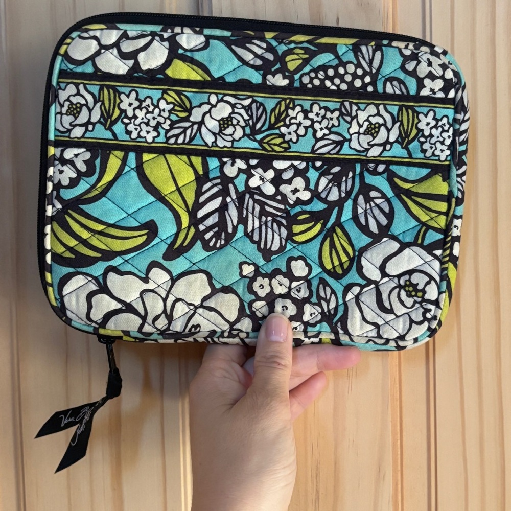 Vera Bradley ‘Island Blooms’ Quilted Tablet Sleeve